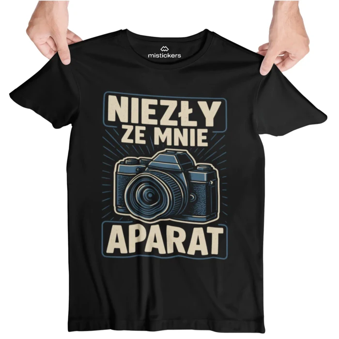 Koszulka „Niezły ze mnie aparat” – Dla faceta, który robi wrażenie (nie tylko zdjęcia)
